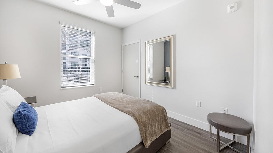 Furnished Finder property 1010317_4 photo 23