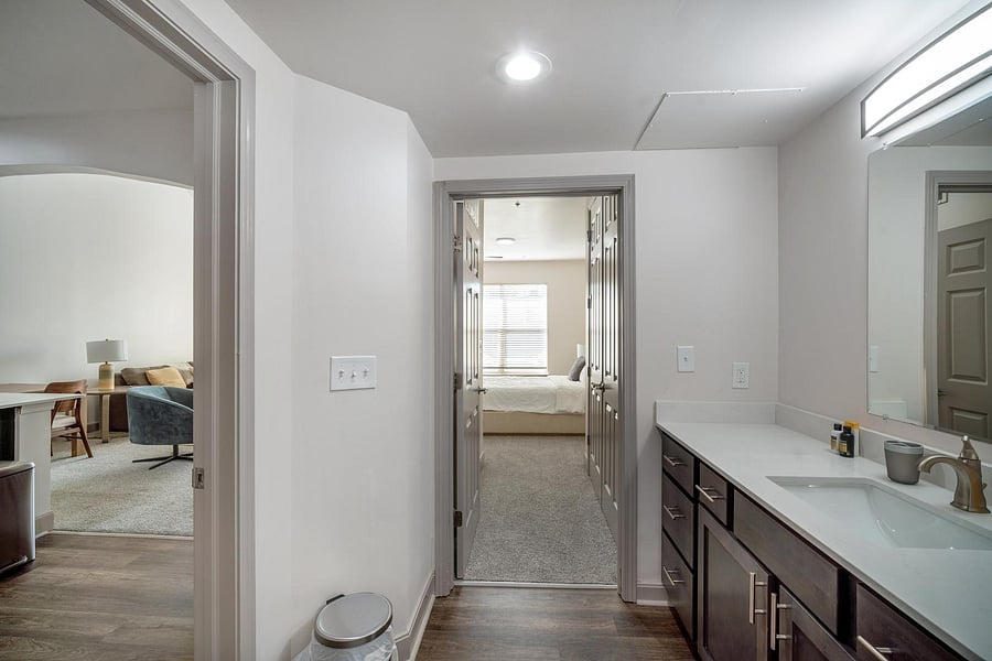 Furnished Finder property 1010320_1 photo 10
