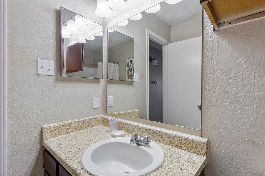 Furnished Finder property 1010322_2 photo 13