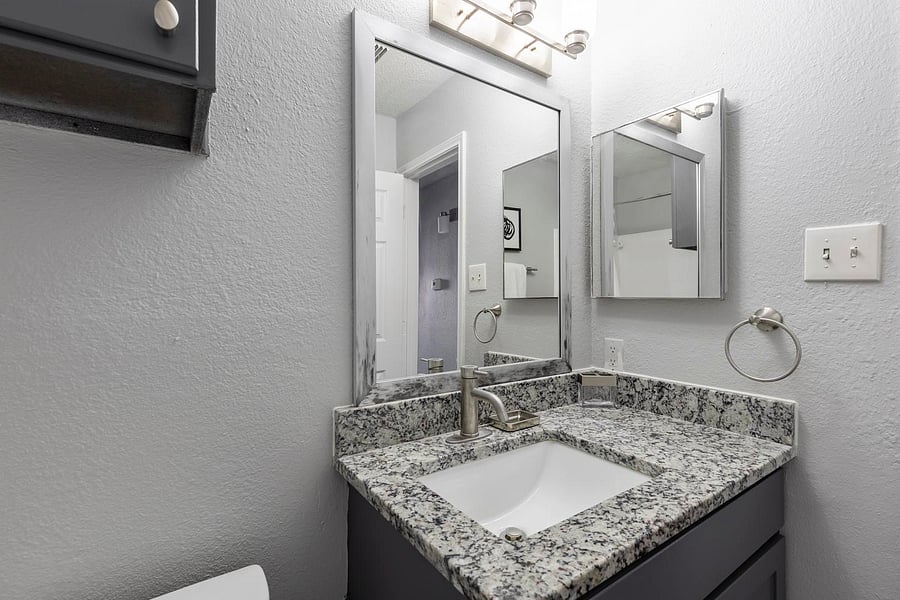Furnished Finder property 1010322_3 photo 11