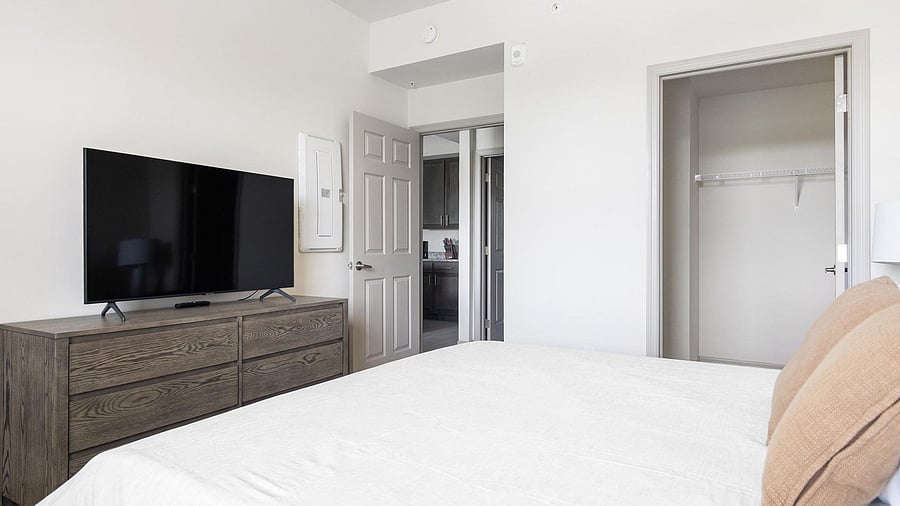 Furnished Finder property 1010328_5 photo 15