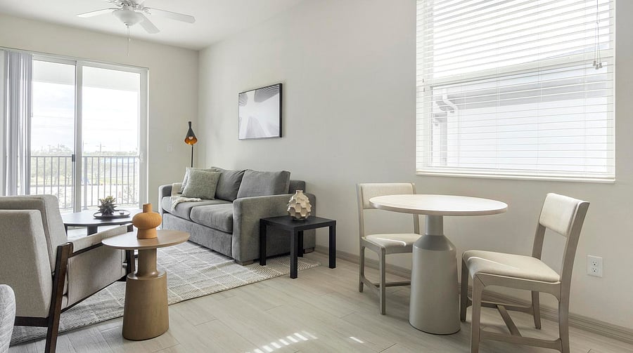 Furnished Finder property 1010328_7 photo 1