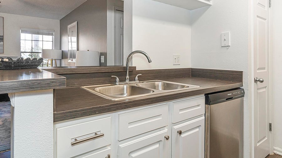 Furnished Finder property 1010330_10 photo 9