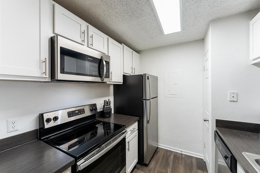 Furnished Finder property 1010330_5 photo 14