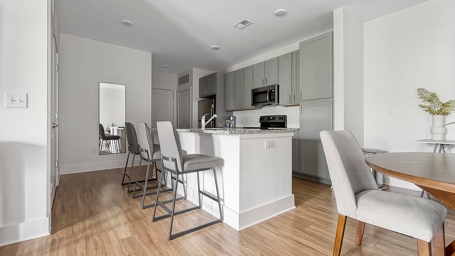 Furnished Finder property 1010331_4 photo 5