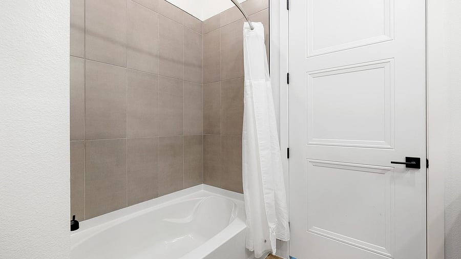 Furnished Finder property 1010335_10 photo 18