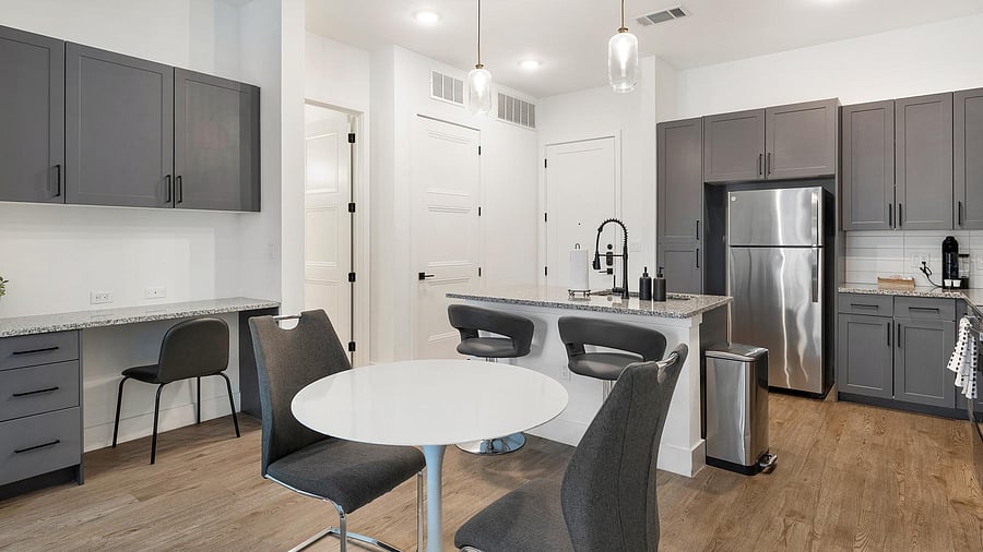 Furnished Finder property 1010335_10 photo 11