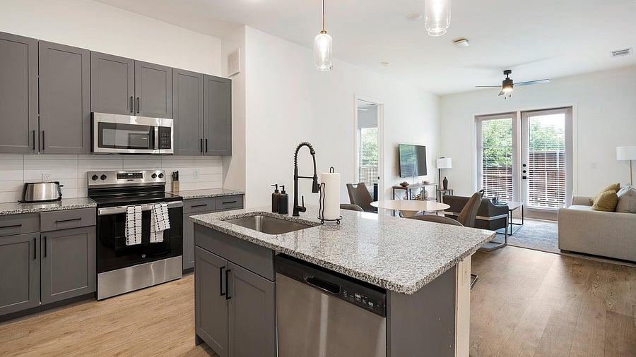 Furnished Finder property 1010335_10 photo 5