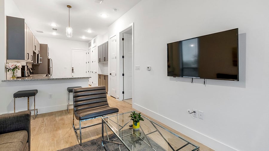 Furnished Finder property 1010335_12 photo 4