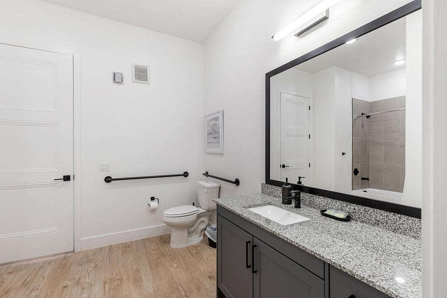 Furnished Finder property 1010335_13 photo 17