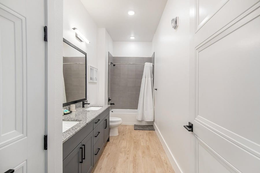 Furnished Finder property 1010335_13 photo 18