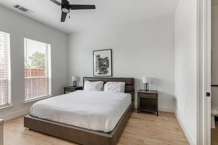 Furnished Finder property 1010335_13 photo 8