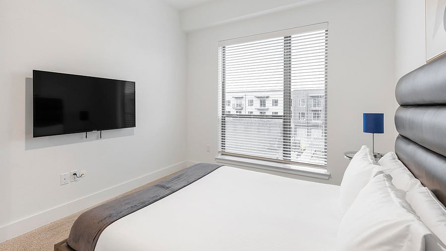 Furnished Finder property 1010335_17 photo 11