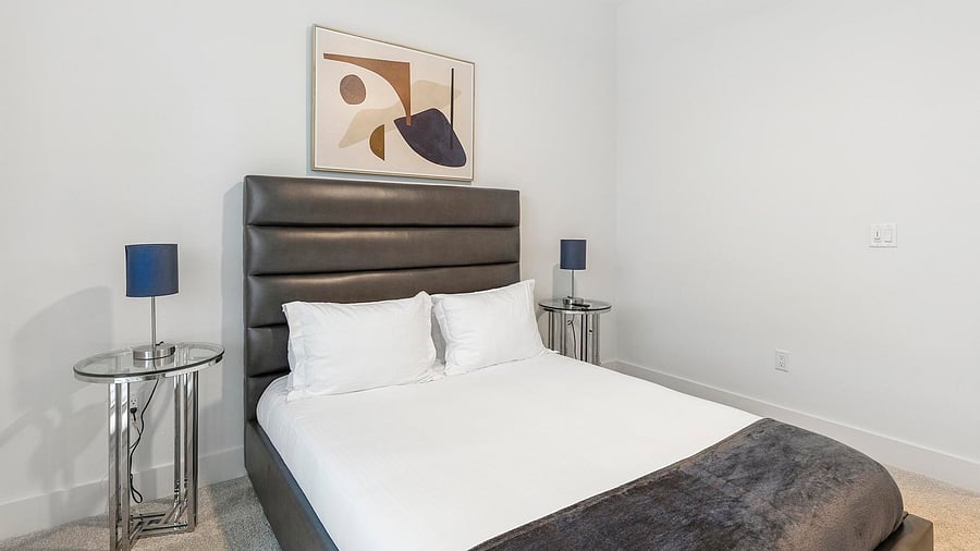 Furnished Finder property 1010335_17 photo 10