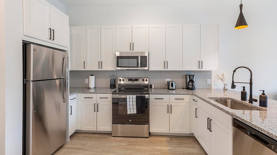 Furnished Finder property 1010335_18 photo 5