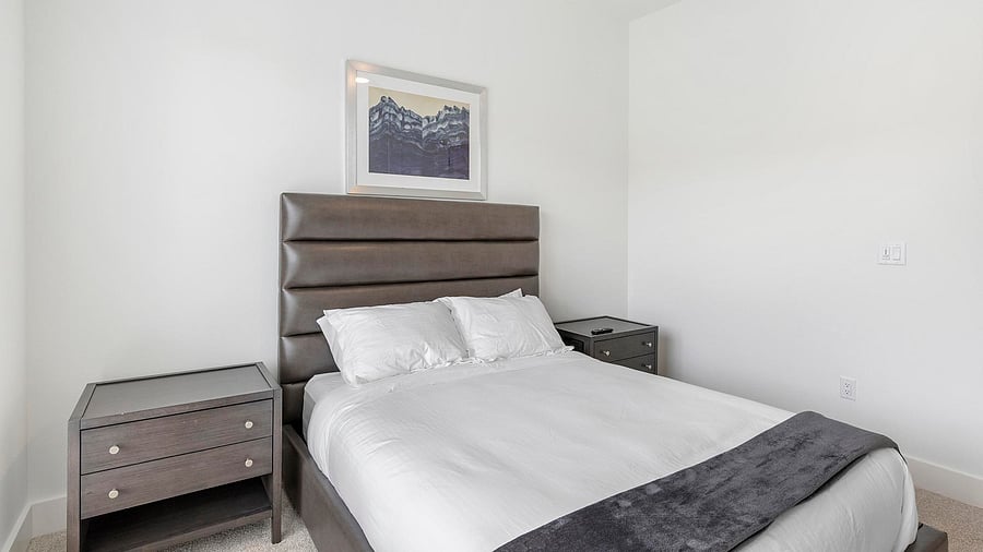 Furnished Finder property 1010335_19 photo 10