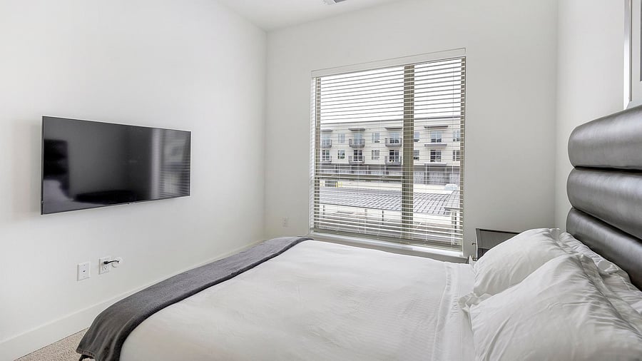 Furnished Finder property 1010335_19 photo 11