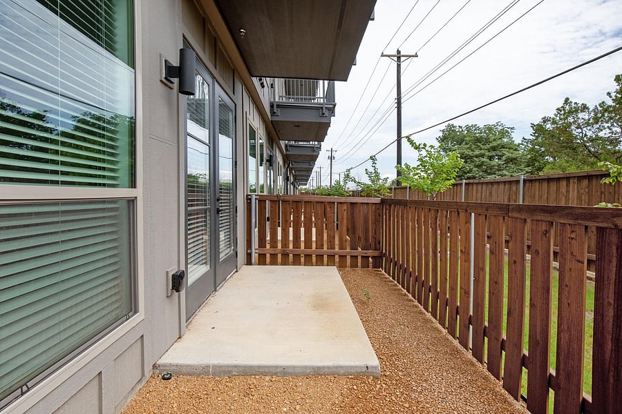 Furnished Finder property 1010335_21 photo 13