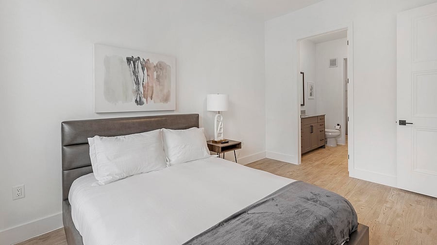 Furnished Finder property 1010335_22 photo 8