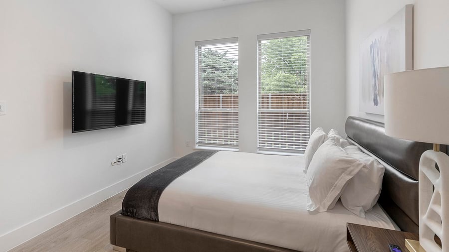 Furnished Finder property 1010335_22 photo 10