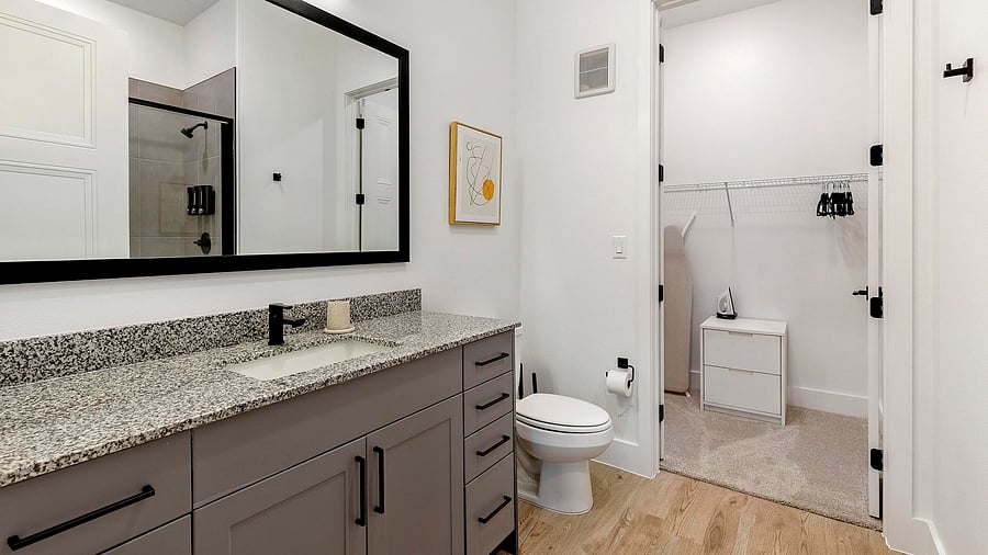 Furnished Finder property 1010335_23 photo 12