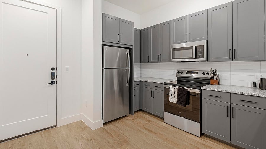 Furnished Finder property 1010335_23 photo 6