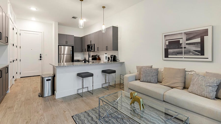Furnished Finder property 1010335_23 photo 3