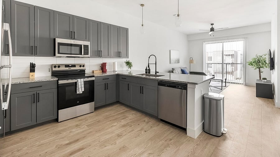 Furnished Finder property 1010335_24 photo 6