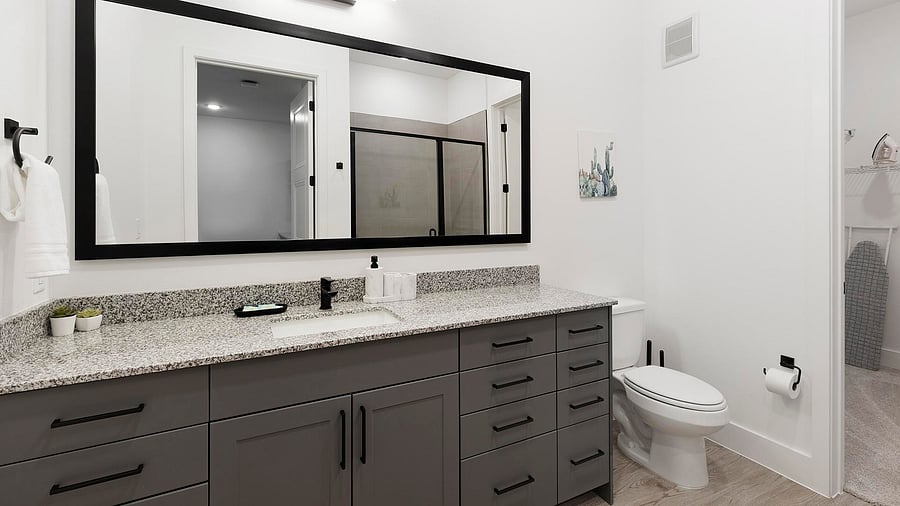 Furnished Finder property 1010335_25 photo 12