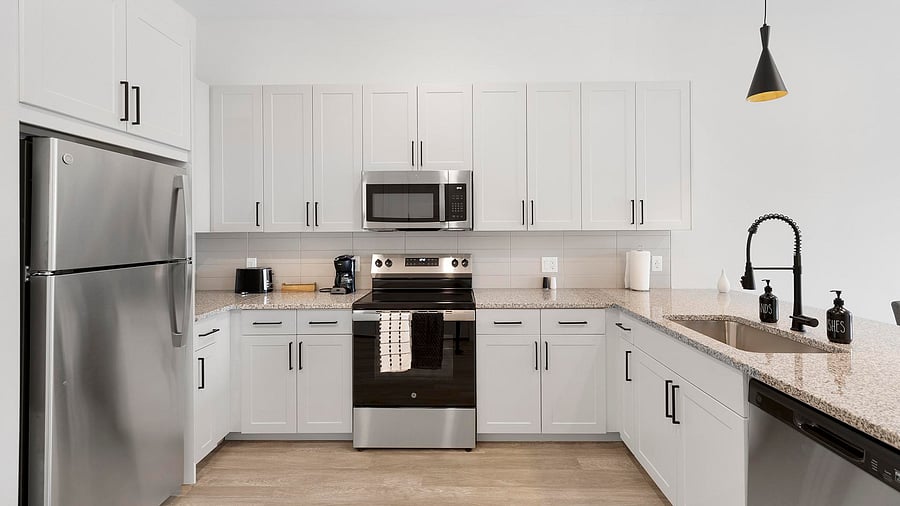 Furnished Finder property 1010335_26 photo 7