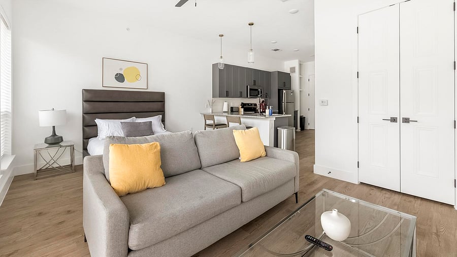 Furnished Finder property 1010335_28 photo 1