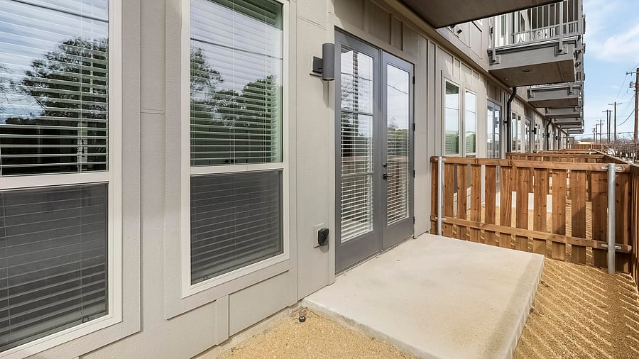 Furnished Finder property 1010335_28 photo 14
