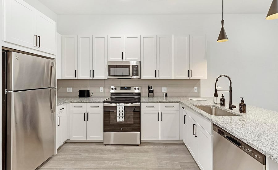 Furnished Finder property 1010335_32 photo 5