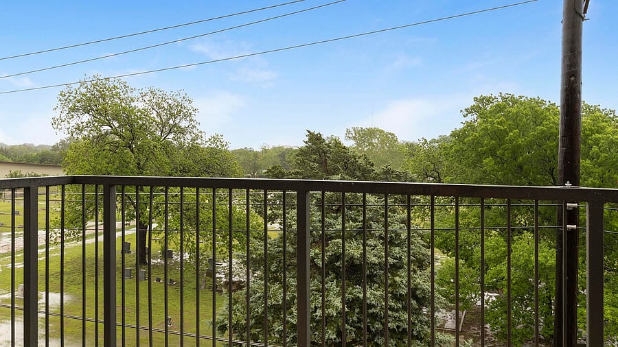 Furnished Finder property 1010335_36 photo 14