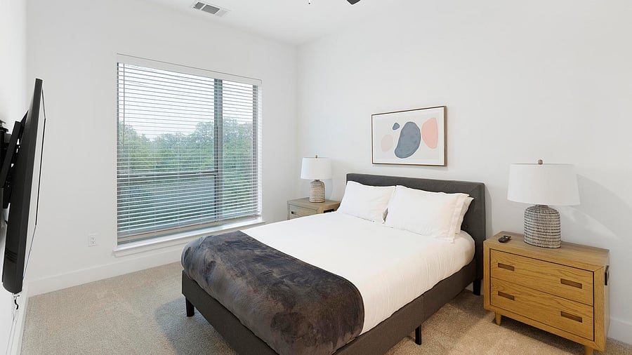 Furnished Finder property 1010335_36 photo 9