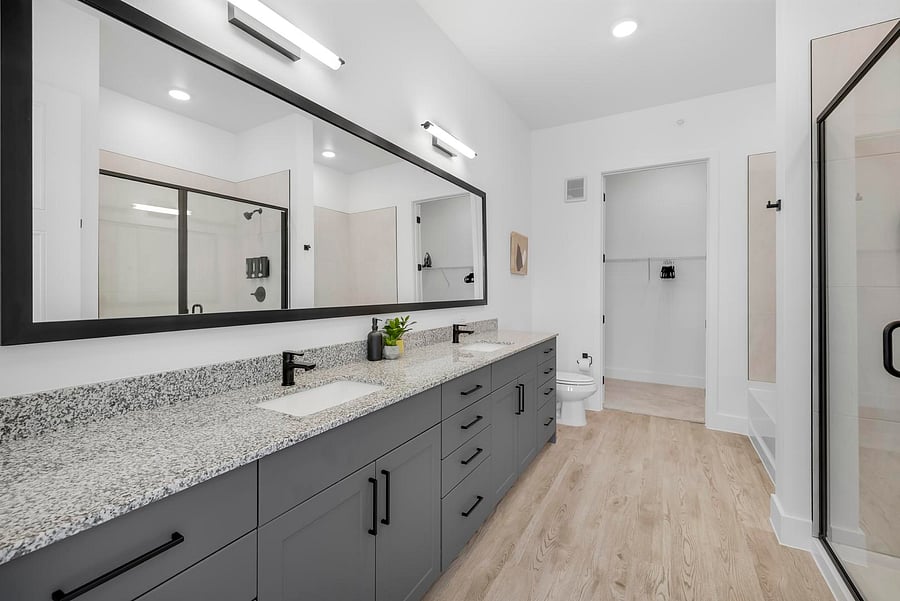 Furnished Finder property 1010335_37 photo 24