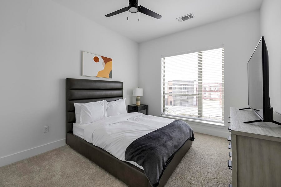 Furnished Finder property 1010335_37 photo 16
