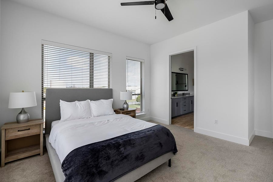 Furnished Finder property 1010335_37 photo 18