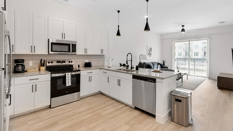 Furnished Finder property 1010335_39 photo 14