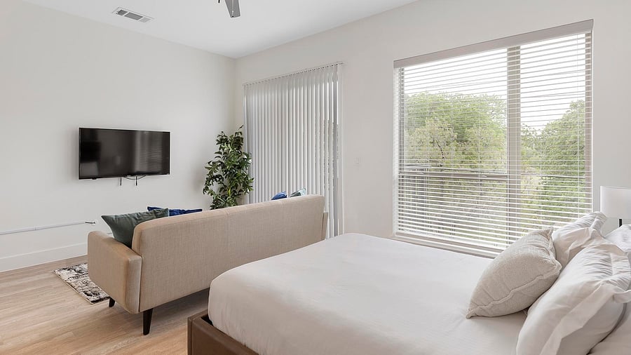 Furnished Finder property 1010335_41 photo 5