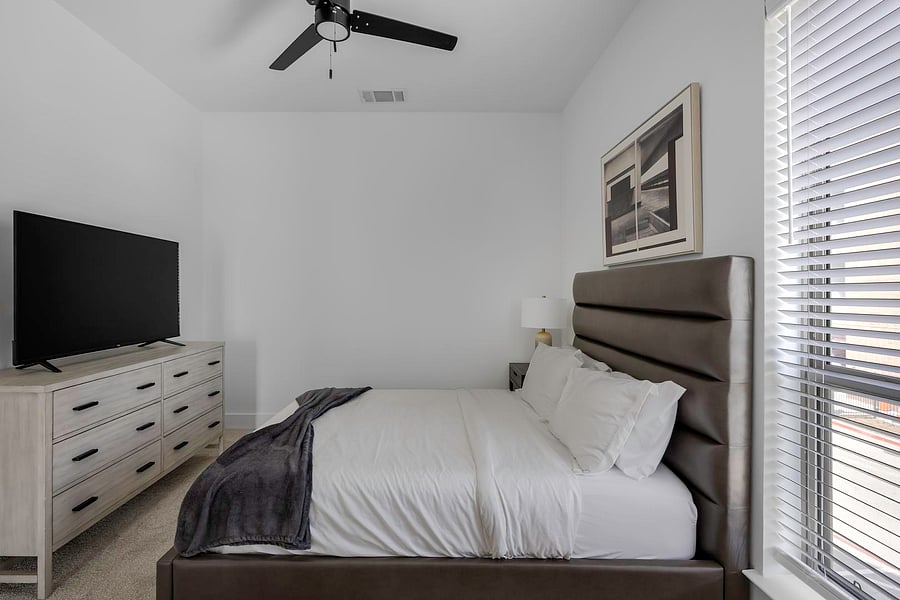 Furnished Finder property 1010335_7 photo 22