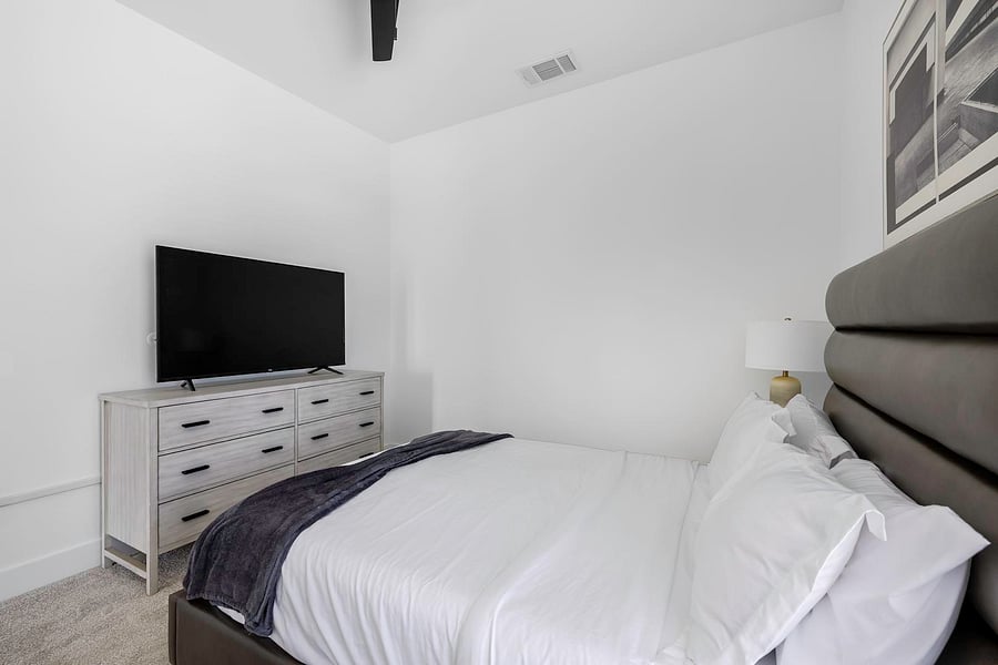 Furnished Finder property 1010335_7 photo 19