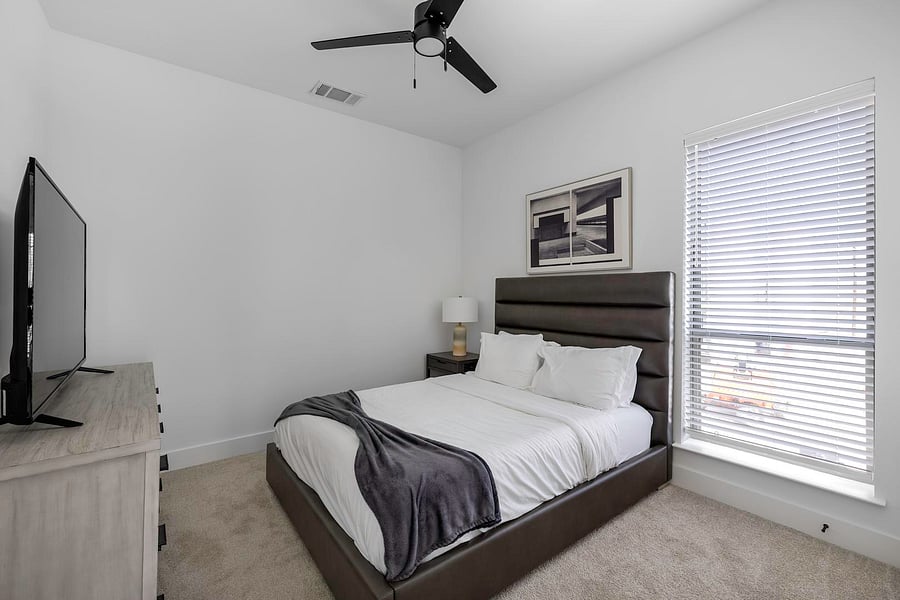 Furnished Finder property 1010335_7 photo 18
