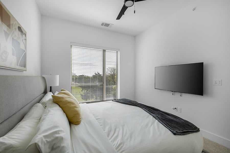 Furnished Finder property 1010335_9 photo 17