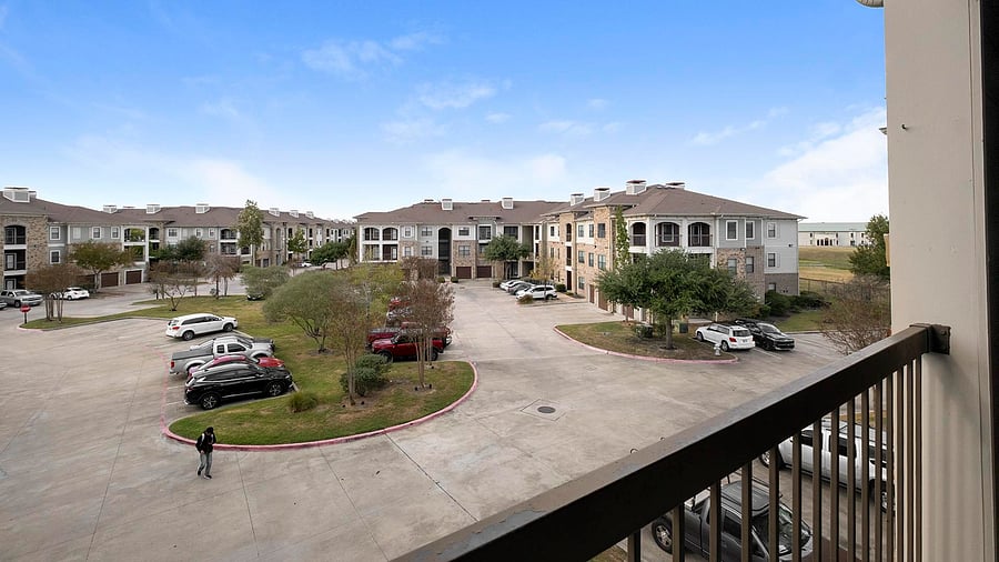 Furnished Finder property 1010374_12 photo 8