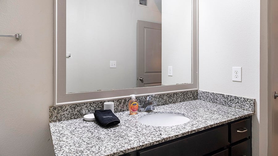 Furnished Finder property 1010374_12 photo 4