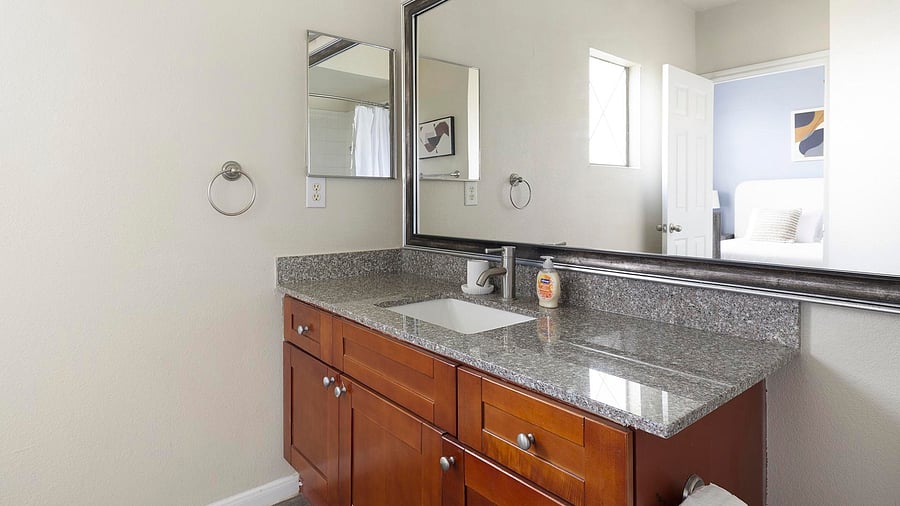 Furnished Finder property 1010386_1 photo 3