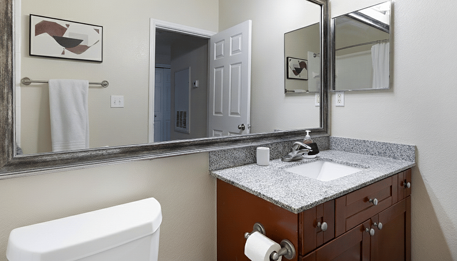 Furnished Finder property 1010386_2 photo 11