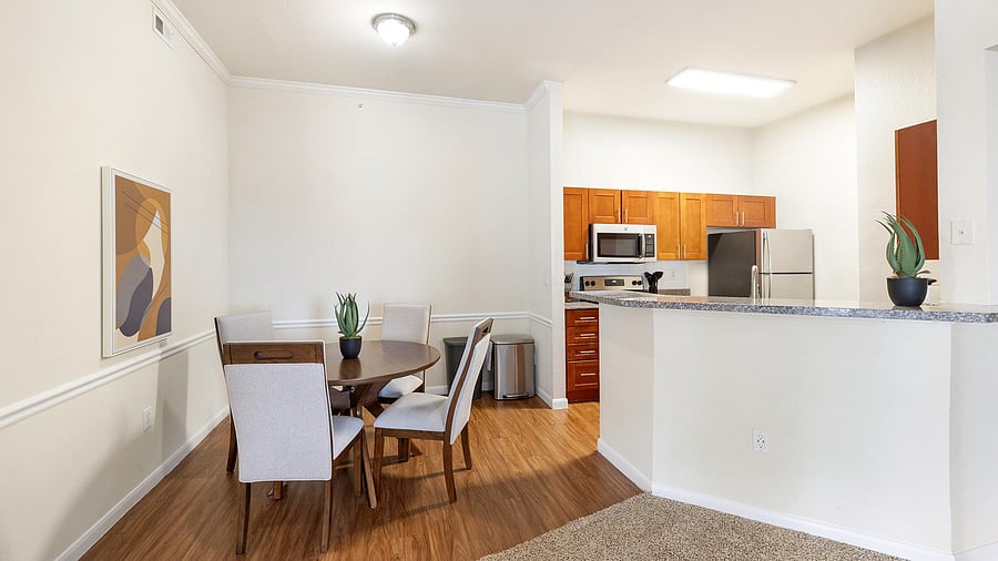 Furnished Finder property 1010386_3 photo 9