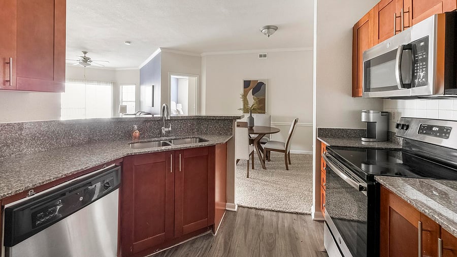 Furnished Finder property 1010386_4 photo 3